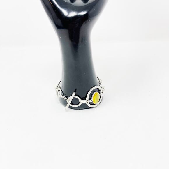 Boutique Silver Tone and Green Yellow Gemstone Bracelet Circle Toggle Closure - Picture 10 of 10